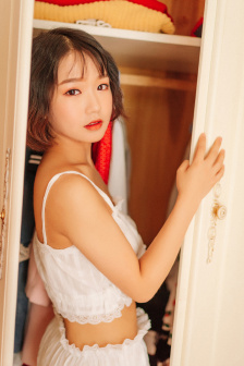 两女一杯完整版